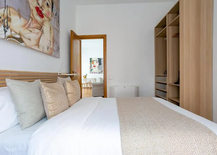 Frezza House Center شقة *